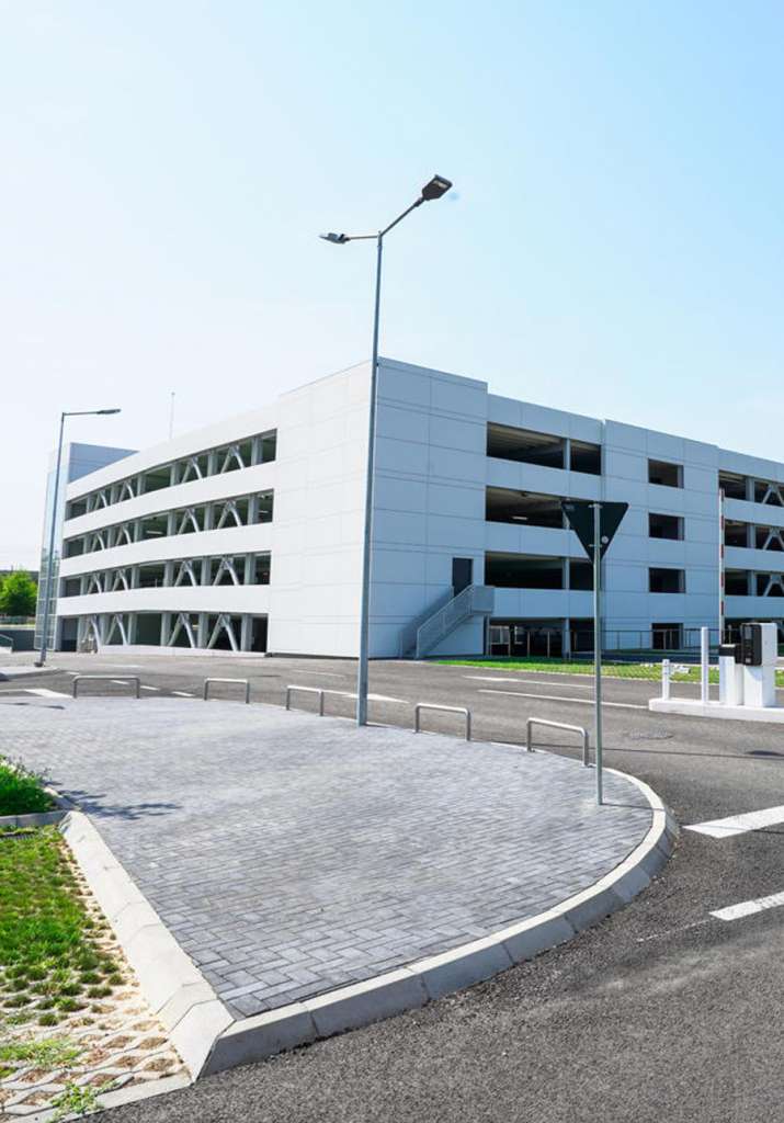 Parcare acoperita si exterioara Aeroportul Otopeni